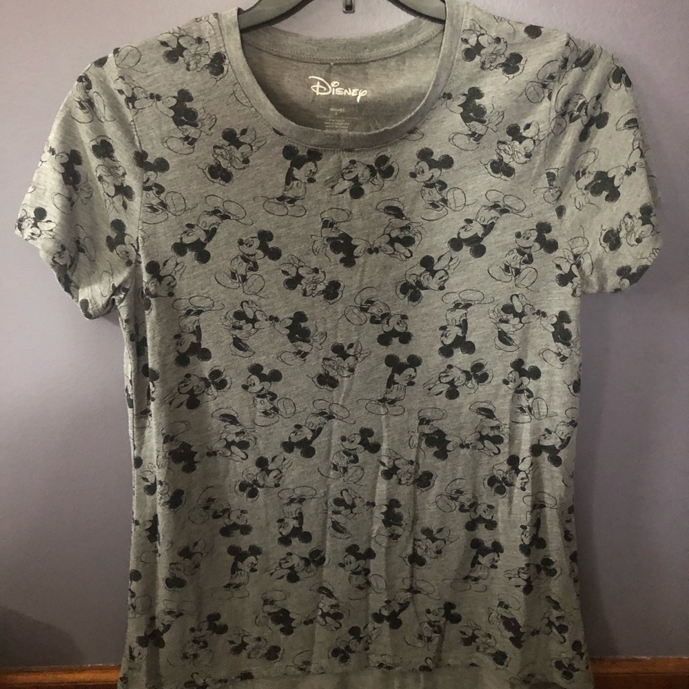 Light gray Mickey and Minnie Mouse t-shirt